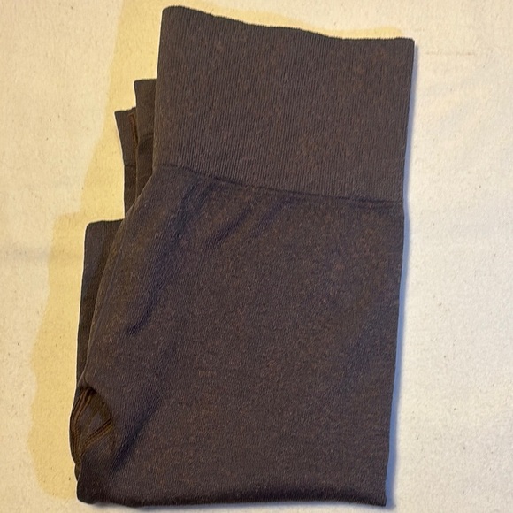 Brown GYMSHARK Leggings with Logo - Picture 2 of 6